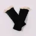 Chauffe-bras en tricot noir chaud avec une bordure en dentelle crème de style coréen - Taille unique / Gants Demi-doigts (ST72) / Noir