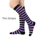 Chaussettes montantes à rayures violettes et noires pour femmes, cosplay et sport - Taille unique / Rayures Fines / Violet clair-noir