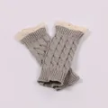 Mitaines grises en tricot avec élégante bordure en dentelle crème pour l'hiver des femmes - Taille unique / Gants Demi-doigts (ST72) / Gris clair