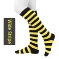 Chaussettes montantes à rayures larges jaunes et noires pour femmes, COS et sport - Taille unique / Rayures Larges (12) / Jaune Noir
