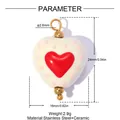 Détail du pendentif cœur en céramique avec dimensions et matériaux en acier inoxydable. - Style Cœur Rouge Pois (YK783-1)