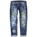 Dettaglio di jeans slim blu da donna con toppe floreali e inserti mimetici - Taglia S / Pantaloni e gonne / Fiori Verdi