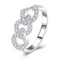 Anillo de cadena de plata con incrustaciones de circonitas brillantes diseño moderno - Talla 5 / Anillo Entrelazado / Plateado