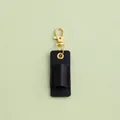 Llavero funda para bolígrafo de cuero PU negro con un cierre de mosquetón dorado - Negro