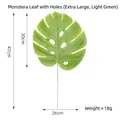 Grande feuille de Monstera artificielle à trous, 47 cm pour décoration murale - Style Revêtement Colle Très Grand avec Trous / Vert clair