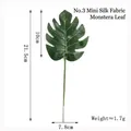 Feuille de Monstera artificielle en soie avec marquages de dimensions et poids. - Style Mini en Soie No. 3 / Vert foncé