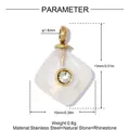 Detail met de hoogte van 13 mm en breedte van 10 mm van de natuursteen hanger - 13x10mm / Transparante Witte Ruit (YK247-1)