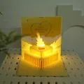 Φωτεινή 3D ευχετήρια κάρτα γενεθλίων με σχέδιο καρδιάς και ενσωματωμένο φως LED - Φωτεινό / Κίτρινο