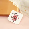 Espejo de maquillaje plegable cuadrado blanco con lindo diseño de oso de fresa. - Embalaje Individual / Oso con Bolso Cruzado