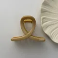 Large beige minimalist hair claw clip with high-quality PC finish and golden spring - High 8 Style / 8cm / Twilight Yellow