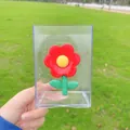 Süßer transparenter Acryl-Stifthalter mit roter Blumendekoration für die Schreibtischaufbewahrung - Roter Blumenstil