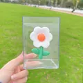 Süßer transparenter Acryl-Stifthalter mit weißer 3D-Blume für die Schreibtischorganisation - Weiße Blumen-Stil