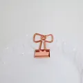 Metall-Binderclip in Roségold in Schleifenform für Briefpapier - Schleife / Gold