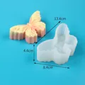 Vista de cerca del molde de silicona de mariposa para jabón y velas con dimensiones - Estilo de Mariposa 3D Hueca (50-3476-D)