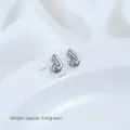 Hochglanzpolierte silberne J-förmige Edelstahl-Alphabet-Perle für DIY-Bastelarbeiten - Buchstabe J (H79-J) / 1 Stück / Stahlfarbe