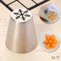 Russische Spritztülle aus Edelstahl mit Schneeflockenmuster für die Weihnachtsdekoration - Schneeflocken-Stil (52-77) / 52-77