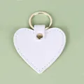 Porte-clés cœur en cuir blanc avec anneau doré, accessoire minimaliste élégant - Cœur / Cœur Blanc