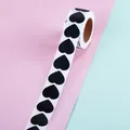 Kontinuierliche schwarze Herzaufkleber auf weißer Rolle für Geschenkversiegelung und DIY-Deko - Herz - Schwarz / 500 Blatt/Rolle