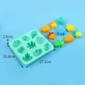 Grüne Silikonform mit 9 Mulden für Kürbis und Ahornblatt zum DIY-Backen und Basteln - Kürbis Ahorn Stil (J240948-B)