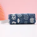 Grote blauwe canvas etui met schattige witte kattenpatronen en een handige grijze handgreepriem - Marine Kat