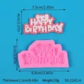 Detailansicht der Silikonform Happy Birthday mit genauen Maßangaben und Gewichtsinformationen - Schleife Herz Happy Birthday Stil (50-2242-A) / Form 8.8x5x1.1cm
