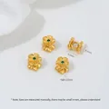 24k vergulde bloem tussenkralen met groene zirkoon voor handgemaakte DIY sieraden maken - Groene Zirconia Dubbelzijdige Bloem Tussenkraal (Z481-12)