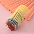 Bündel von 0,5 mm Gelschreiber-Minen in minimalistischem Cremeweiß und Grau für den Schulalltag. - Minen für Stifte / 100er Pack / Gelb