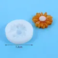 Daisy flower silicone mold for DIY fondant cake decorating and candle making crafts - Daisy Sunflower Mold (50-2650-D) / 7.3cm