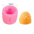 Detalle del molde de silicona colmena 3D para decorar pasteles y velas artesanales - Panal de Abeja (50-1427-A) / Rosa