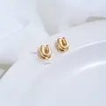 Hochwertige goldvergoldete Titanstahl U-Form Alphabet-Perle für DIY Schmuckherstellung - Buchstabe U (H79-21) / 1 Stück / Goldplattierter Stahl