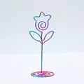 Iridescent tulip-shaped metal memo clip for wedding seating cards and photo display - Flower / Iridescent