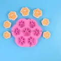 Pink silicone paw mold for DIY candles and pudding with finished samples 20.9x19.5cm - 7-Cavity Cat Paw Style (D0009) / Approx. 20.9x19.5cm