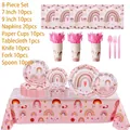 Boho Regenbogen Party-Set mit Tellern, Servietten, Bechern und rosa Plastikbesteck - 8-teiliges Set