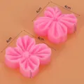 Pink petal-shaped silicone mold for chocolate and fondant cake decoration, 4x4cm size - Cherry Petal Style (50-1476) / 4cmx4cmx1.4cm / Pink