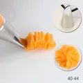 Medium 6-teeth stainless steel piping nozzle for cream rose and cookie cake decorating - 6-Teeth Cream Piping Tip (40-44) / 40-44