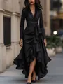 Vestido elegante de satén negro con cuello en V, manga larga y dobladillo irregular. - S / Estilo Irregular (744552) / Negro