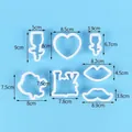 Set van 7 witte plastic fondant uitstekers met hartjes, roos en lettervormen set - Valentijnsdag Thema Verpakt (84060)