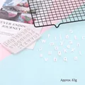 Stampo in silicone bianco per alfabeto per decorazioni in pasta di zucchero. - 26 Lettere Minuscole (50-1291) / Grigio