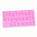 Stampo in silicone rosa con lettere gotiche per fondente e decorazioni di cioccolato - Lettere Maiuscole Gotiche (50-1757) / Rosa