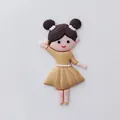 Figura de niña de dibujos animados de goma suave para decoración de pasteles de cumple - Soft rubber skirt little girl