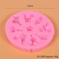 Vista detallada del molde de silicona rosa con formas de helado y piruleta con medidas - Mix de Postres Miniatura (50-1900 Rosa)