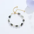 Verstellbares goldfarbenes Armband mit schwarzem Rutilquarz und weißen Perlen - Schwarzer Rutilquarz Schieber Stil / Schwarzer Rutilquarz Weißes Katzenauge Armband