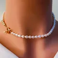 Élégant collier de perles d'eau douce haut de gamme avec détail de fermoir à bascule doré - Boucle en métal / Or