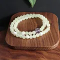 Elegante dubbelstrengs armband met lichtgroene jade kralen en witte zoetwaterparels - Dubbele Wikkelarmband / Synthetische Lichtgroene Jade