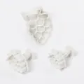 3-delige witte bladvormige 3D-koekjesuitstekers met zuiger voor taartdecoratie - Druivenvorm (04057) / 3-delige set
