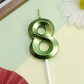 Elegante vela de cumpleaños número 8 verde metálico para decoración de tartas y fiestas - Número 8 / 1 Pieza / Verde claro