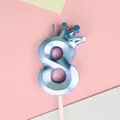 Elegante vela de cumpleaños número 8 azul metálico con corona para decoración de tarta - 8 / 1 Pieza / Azul
