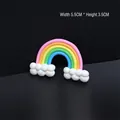 Kleurrijke polymeerklei regenboog taarttopper met witte wolken, maat 5,5x3,5 cm - Kleurrijke Wolk Regenboog