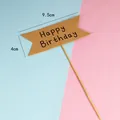 Milieuvriendelijke kraftpapier Happy Birthday taarttopper, 9,5 cm breed en 4 cm hoog - Happy Birthday Stijl