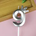Elegante vela de cumpleaños número 9 plateada con corona 3D para tartas de fiesta - Corona Número 9 / Paquete Individual / Plateado